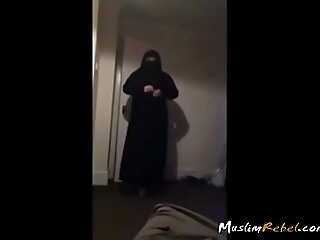 arab niqab blowjob